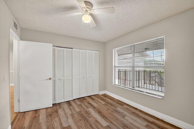 Building Photo - 1400 Windorah Way