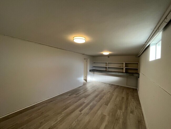 Building Photo - Newly renovated light filled 2 bedroom home with views of Rainer in Bryn Mawr-Skyway!