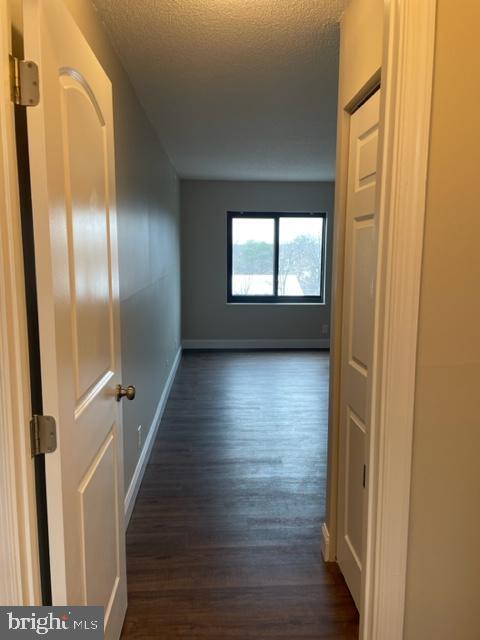 Building Photo - 205 Yoakum Pkwy