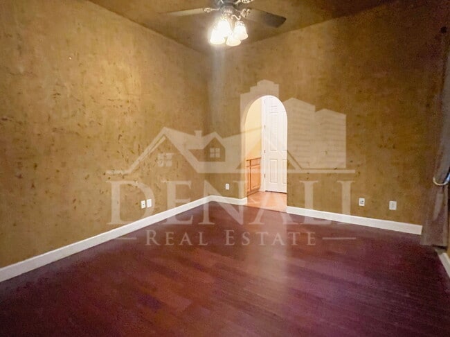 Building Photo - 9443 E Ironwood Bend
