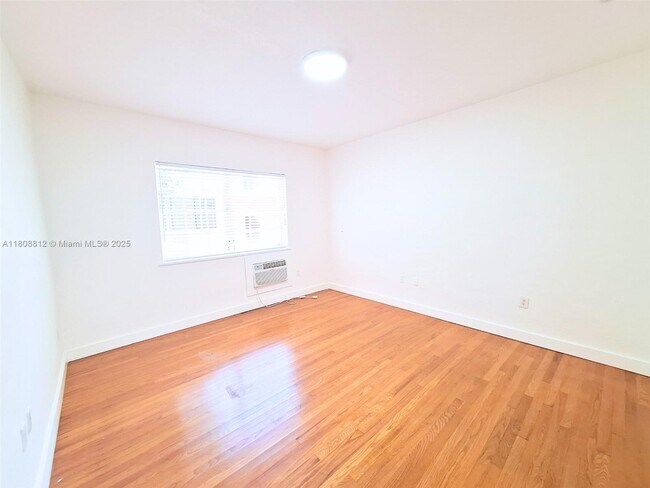 Building Photo - 1307 Euclid Ave