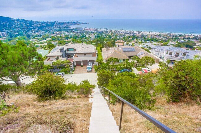 Building Photo - Modern Ocean View Home in La Jolla 4 Bed, 3 Bath
