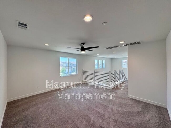 Building Photo - 34118 Willow Stone St