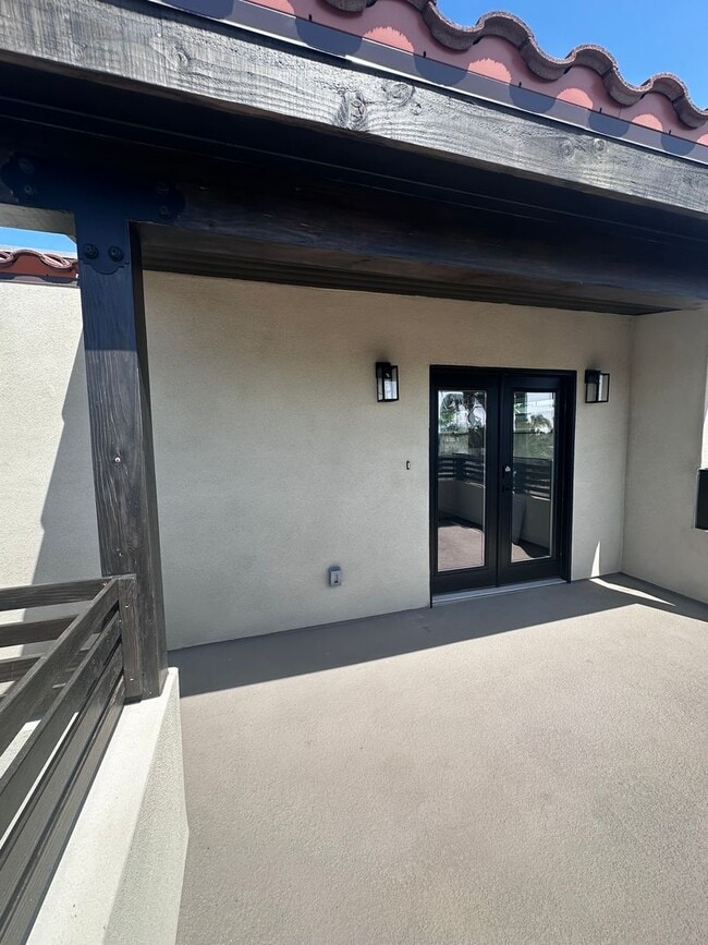 Building Photo - 611 Silver Strand Blvd