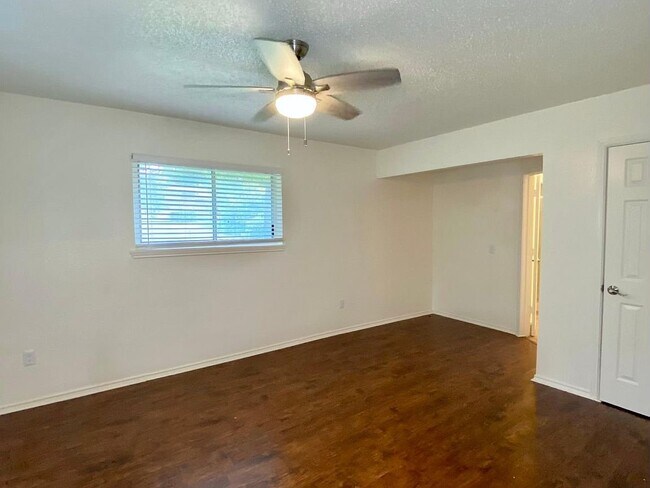 Building Photo - 1415 Reynoldston Ln