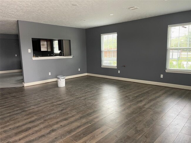 Building Photo - 16138 W Bellfort Blvd