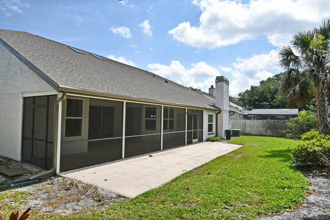 Building Photo - Lovely 4/2 Home in Bentley Woods