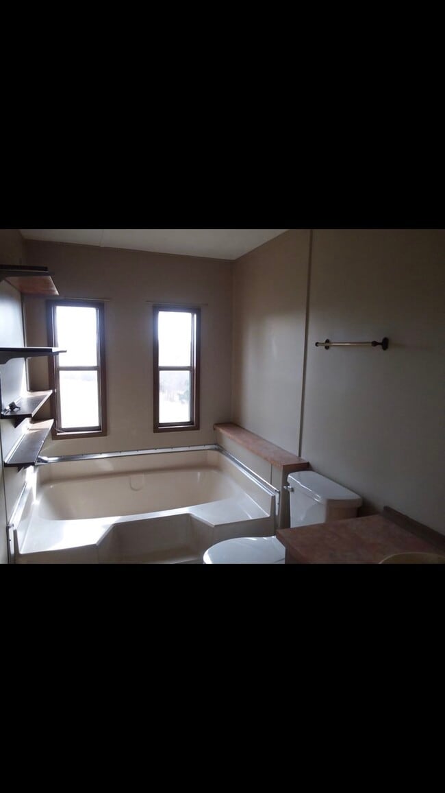 Building Photo - 171 McCollum Ln