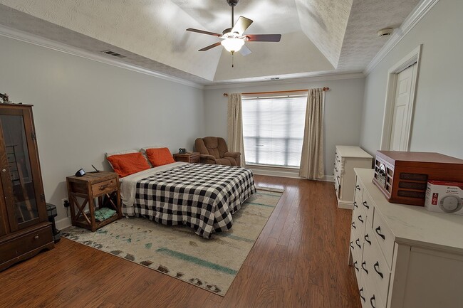 Building Photo - Welcome Home!