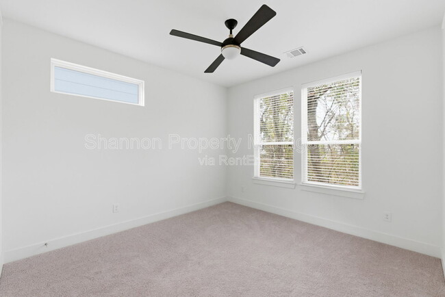 Building Photo - 4605 Lavatera St