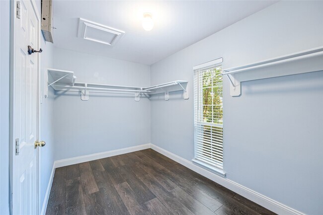 Building Photo - 28507 Chateau Springs Ct