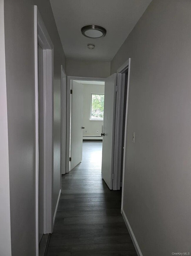 Building Photo - 1601 Cherry Hill Dr