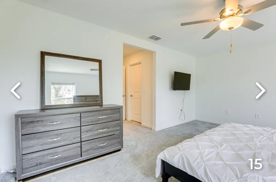 Building Photo - 2579 Sunray Venus Way