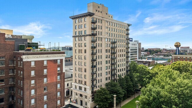 Building Photo - 531 S Gay St