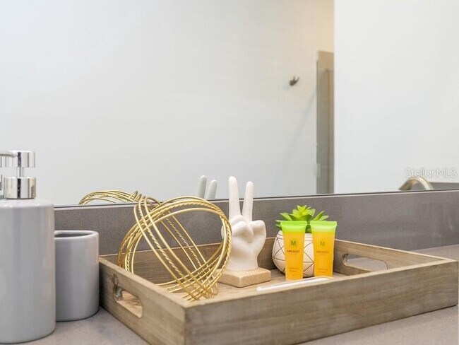 Building Photo - 8956 Takeaway Wy