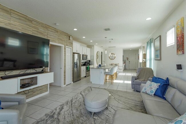Building Photo - 2736 Giralda Ct