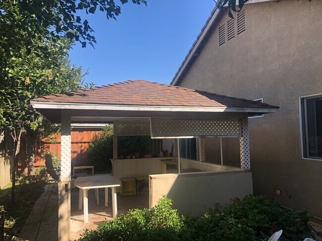 Building Photo - 938 Lusk Dr