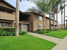 Building Photo - Palm West Village