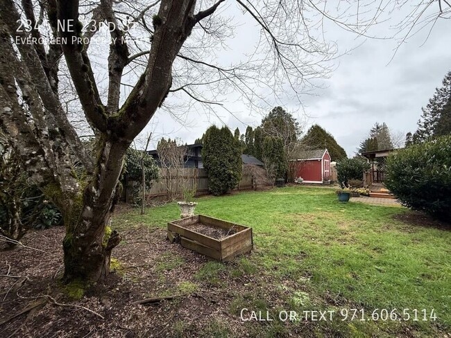 Building Photo - 2345 NE 23rd St