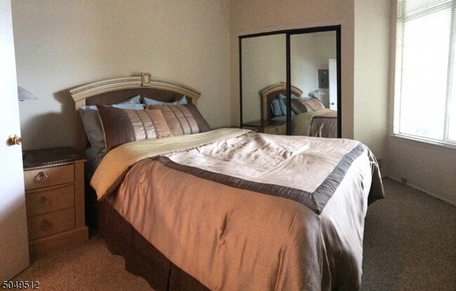 Building Photo - 59 Wentworth Rd