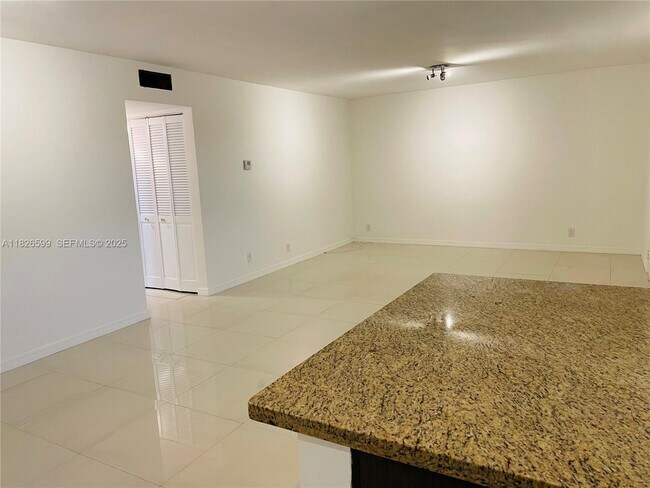 Building Photo - 180 NE 12th Ave