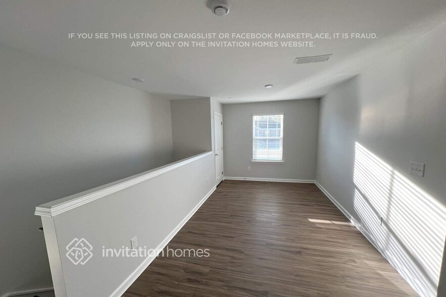 Building Photo - 770 Freeman Dr