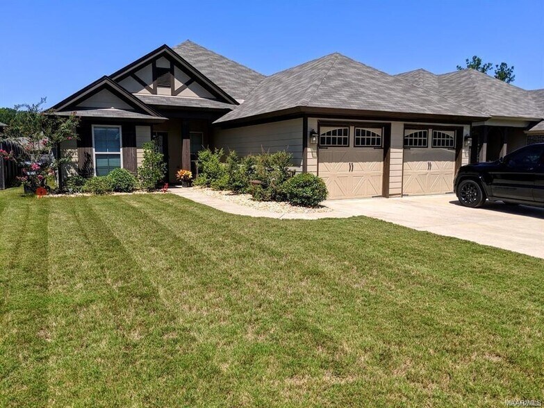 Primary Photo - 9103 White Poplar Cir