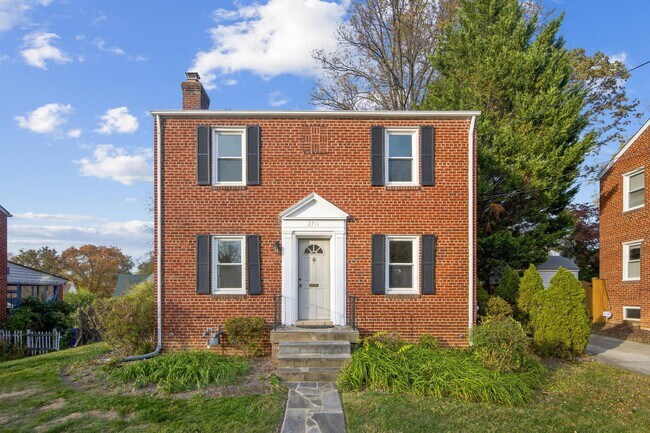 Primary Photo - 2711 Elnora St