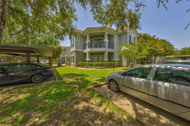 Building Photo - 3045 Marina Bay Dr