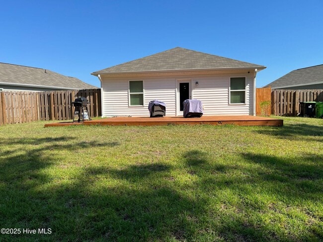 Building Photo - 115 Cleat Dr