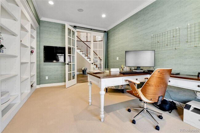 Building Photo - Spacious Colorado Luxury Home with 3-Car G...