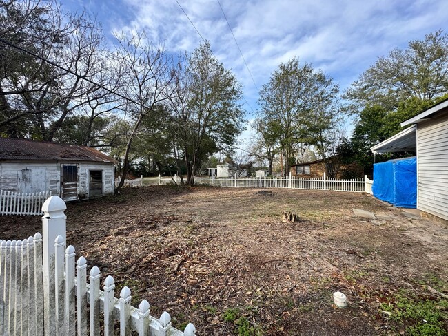 Building Photo - 13230 County Rd 1208