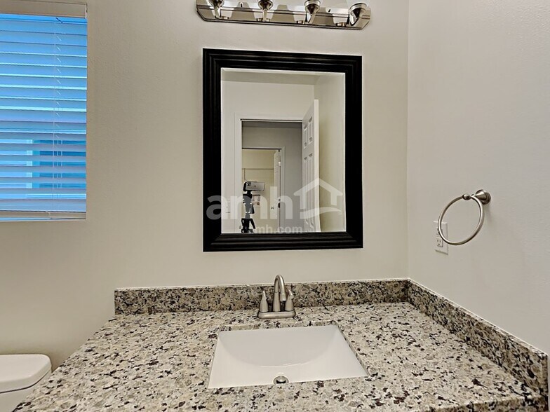 Building Photo - 1634 180th St Ct E