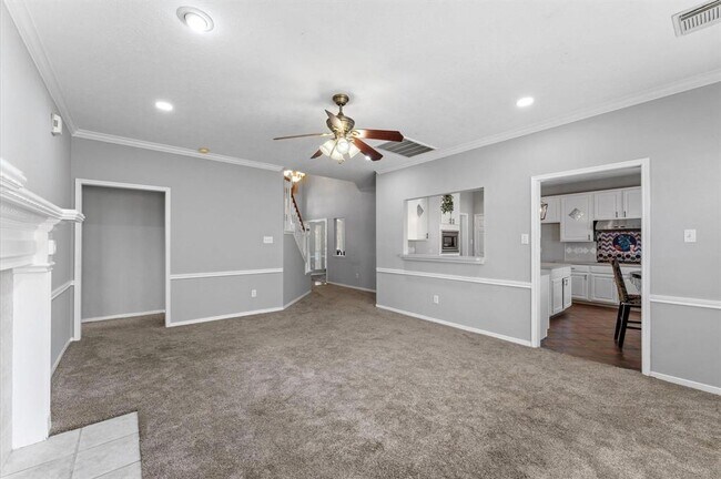 Building Photo - 11910 McKinney Falls Ln