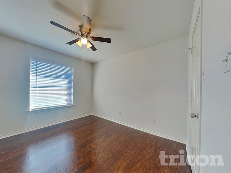 Building Photo - 700 Stribling Cir