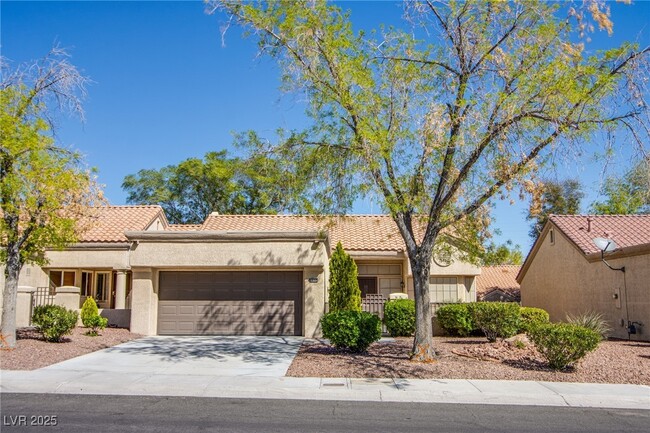 Building Photo - 8832 Villa Ridge Dr