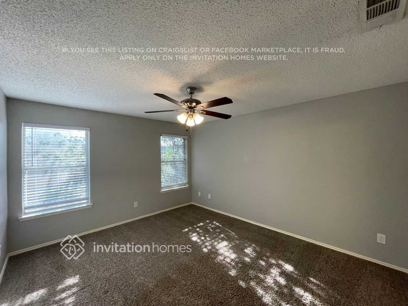 Building Photo - 8037 Iris Cir