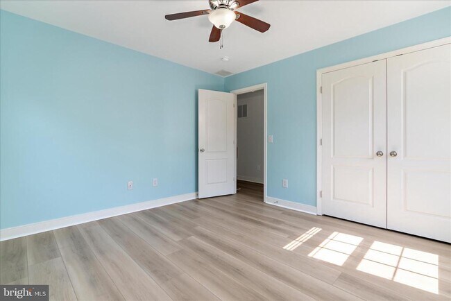 Building Photo - 132A Pineview Ave
