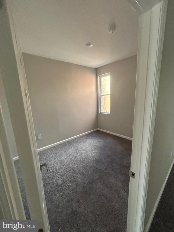 Building Photo - 2234 S Hemberger St