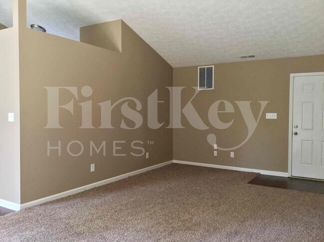 Building Photo - 10531 Moqui Ct