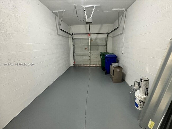 Building Photo - 4264 SW 132nd Wy