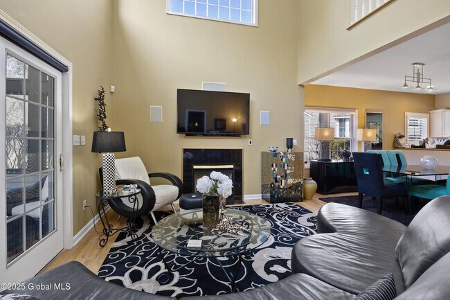 Building Photo - 91 Vista Dr