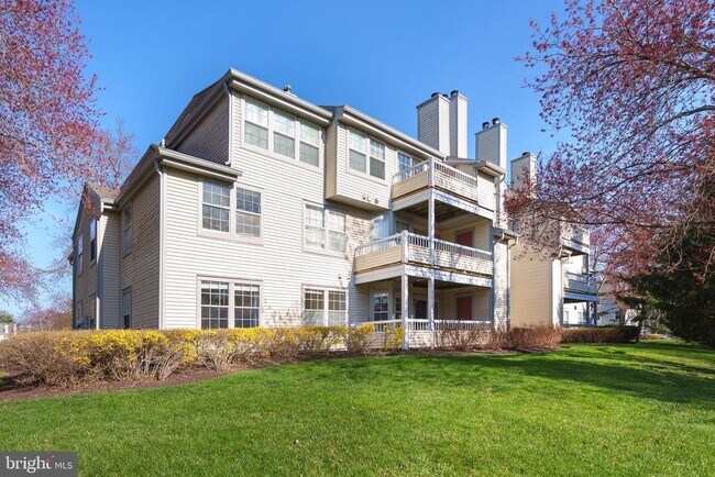 Building Photo - 206 Salem Ct