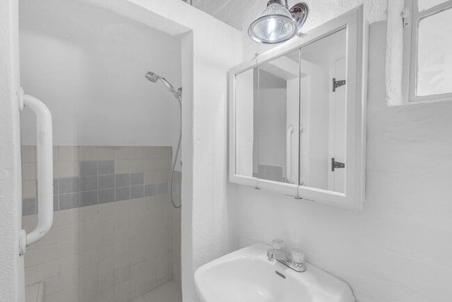 Building Photo - 6365 Cahuilla Ave