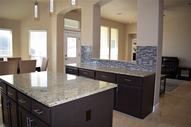 Building Photo - 248 Pecanwood S