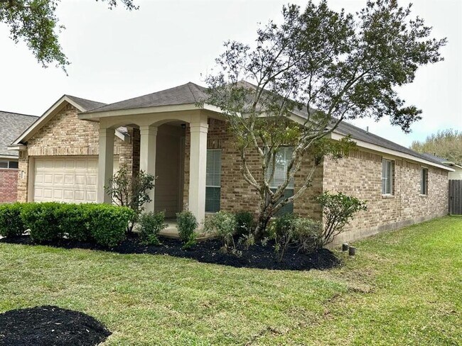 Building Photo - 1222 Hemple Dr