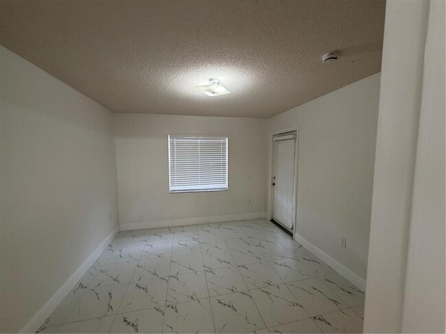 Building Photo - 145 Ocean Bluff Dr