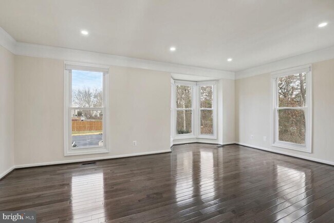 Building Photo - 43840 Laburnum Square