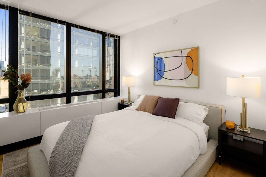 Building Photo - 1113 York Ave