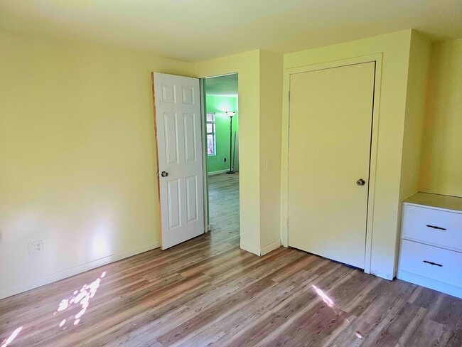 Building Photo - Adorable 1 bedroom one bathroom